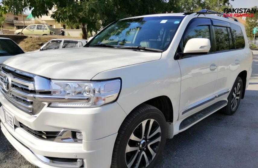 Toyota Land Cruiser V8 White
